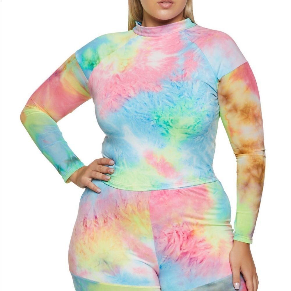 Long Sleeve Mock Neck Top